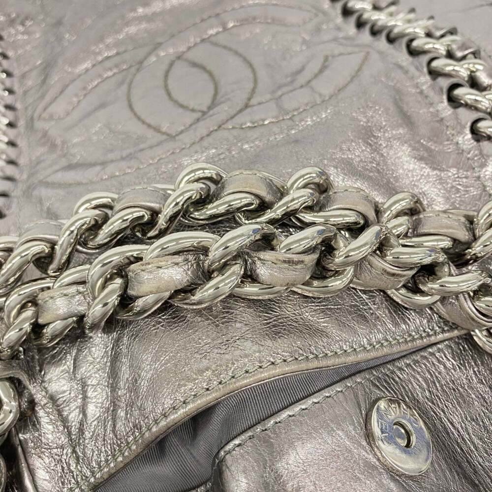 CHANEL Silver Leather Tote Bag - Picture 8 of 11